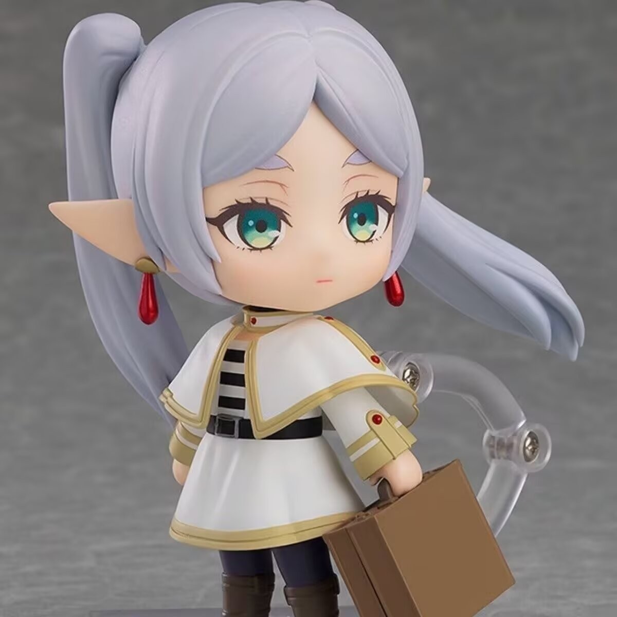 أنيمي فريرين ما وراء نهاية الر - مراجعة Frieren Anime Merchandise وسعره